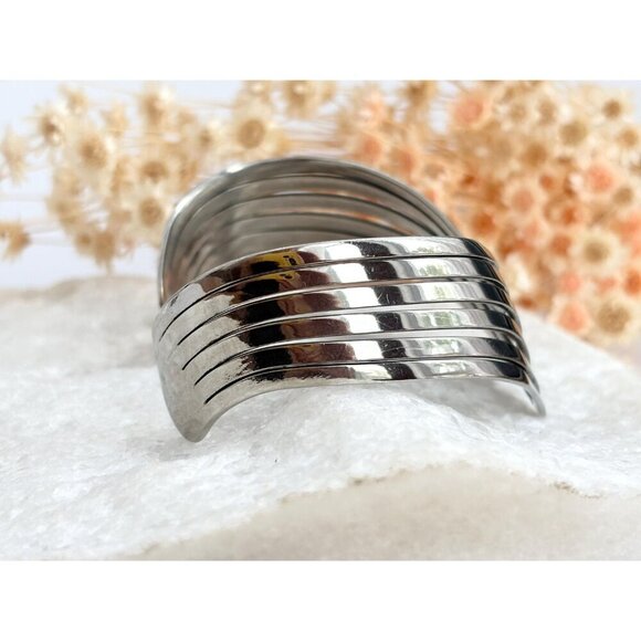 Chevron Shaped Multi Sectioned Chunky Vintage Silver Toned Classic Cuff Bracelet - Picture 2 of 10
